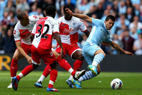 Sergio Aguero xuất sắc nhất trận Man City lên ngôi