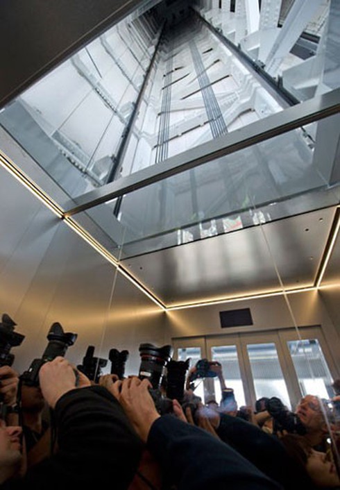 Xem cảnh hoành tráng của tòa tháp Tokyo Sky Tree