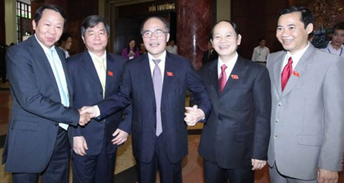 Con cái quan chức không được thành lập doanh nghiệp để rửa tiền