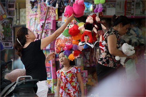 Vẻ đẹp các thiên thần đi chơi Tết thiếu nhi