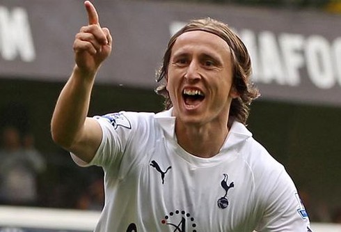 Tin chuyển nhượng sáng 8/6: MU nâng giá Modric