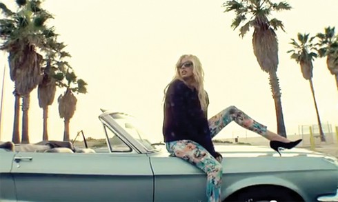 Kate Upton cặp kè sao 'Chạng vạng'