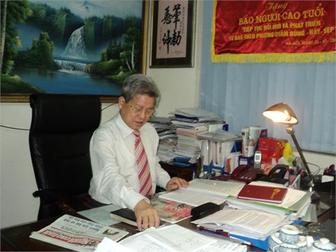 TBT “to gan” và phút trải lòng về chuyện cản trở tác nghiệp