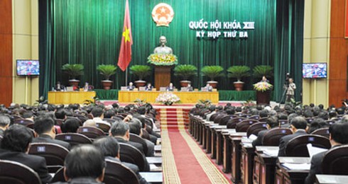 Quốc hội thông qua Luật Bảo hiểm tiền gửi