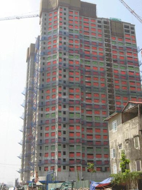 BĐS ế “dội bom” tin nhắn rác