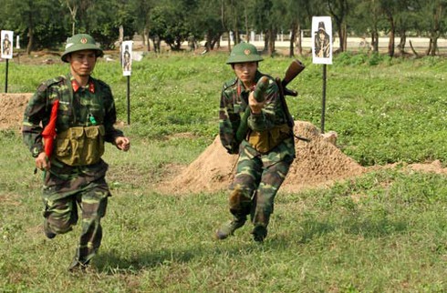 Huấn luyện cửa mở đánh chiếm đầu cầu ở “Trung đoàn gió”