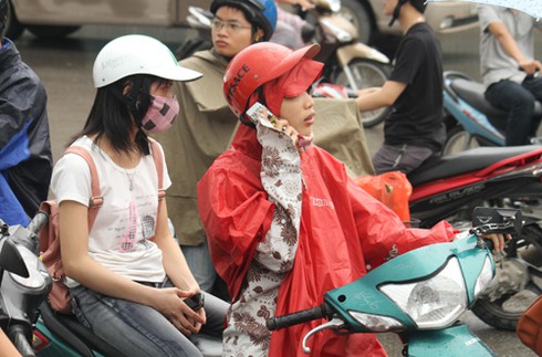 Sĩ tử chen chân về kinh ứng thí