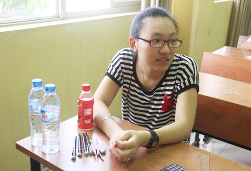 Đi thi từ 5h sáng, sĩ tử căng thẳng, phụ huynh âu lo