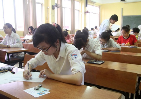 21 thí sinh, 4 giám thị bị kỷ luật ở buổi thi Toán