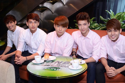 'Bước nhảy hoàn vũ' sắp có đối thủ đáng gờm