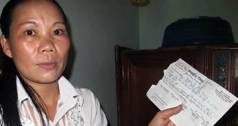 Làm sổ đổ bị thu phí `khủng`