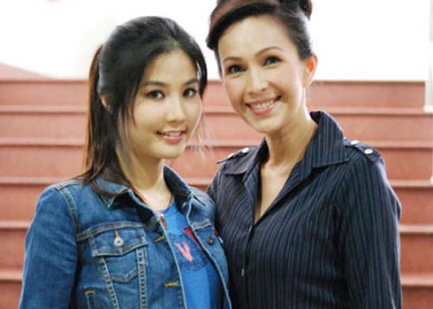 Những chuyện tình trong 'Làn môi trong mưa'