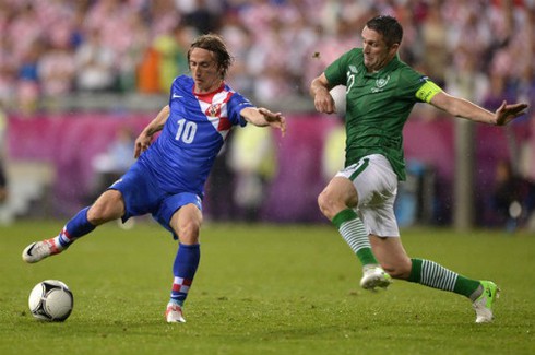 Chelsea quyết chiến với Real vụ Luka Modric