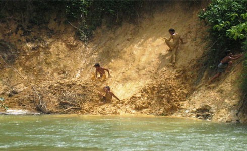 Trẻ đuối nước gia tăng