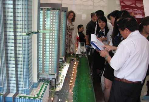 BĐS `cầu viện` khách hàng đừng chờ giá giảm