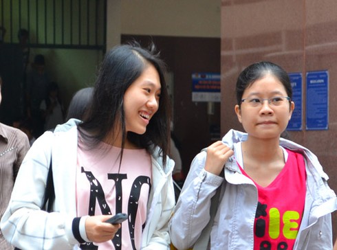 Đưa Trường Sa - Hoàng Sa vào đề thi đại học Địa lý