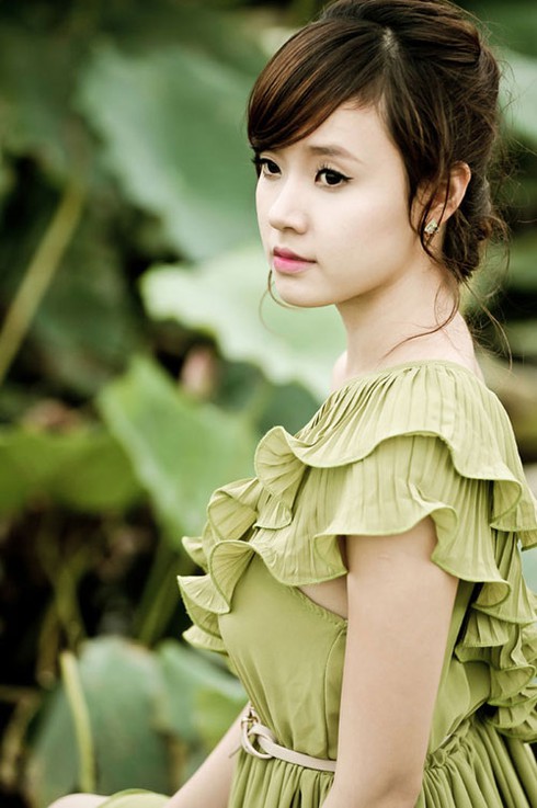 Midu: 'Nói tôi cặp với Ngô Quang Hải là quy chụp'