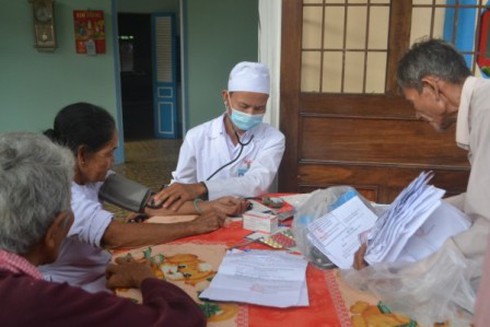 Cần tăng cường truyền thông về chăm sóc người cao tuổi