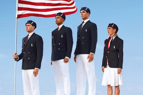 Quốc hội Mỹ `nổi điên` vì đồng phục “Made in China”