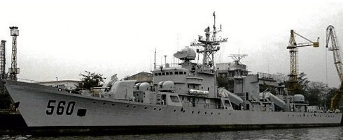 Tàu hải quân Trung Quốc mắc cạn tại biển Đông