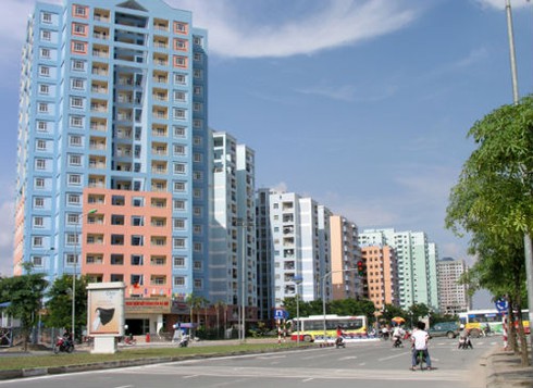 Chật vật `xoay` tiền mua nhà thời hạ giá