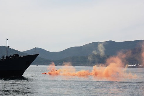 Diễn tập tìm kiếm cứu nạn trên biển