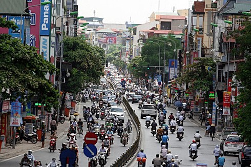 Nắng nóng như đổ lửa ở Hà Nội