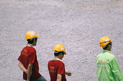 Nắng nóng như đổ lửa ở Hà Nội