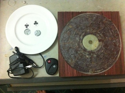 Giở trò cờ bạc “bịp” ép người chơi viết giấy nợ hàng chục triệu đồng