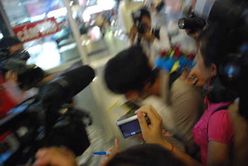 Hình ảnh xúc động trong giờ khắc đoàn tụ của thuyền viên