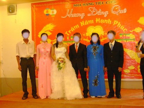 Thêm một đám cưới đồng tính nữ đình đám