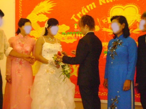 Thêm một đám cưới đồng tính nữ đình đám