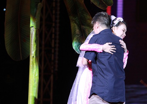 Đàm Vĩnh Hưng đem mưa tới khuấy động Hà Nội