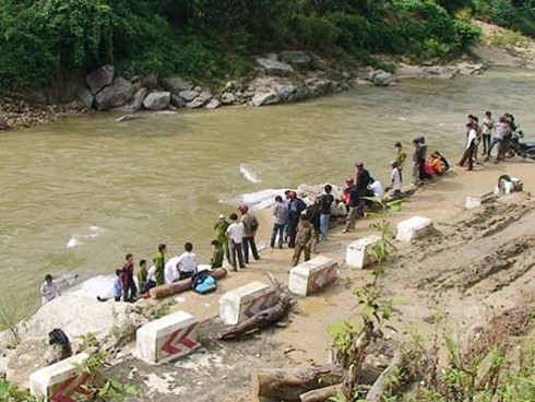 Cán bộ xã hiếp, giết người rồi khai oan cho “sếp“