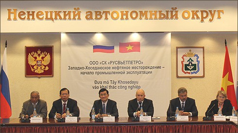 Chủ tịch nước thăm Khu tự trị Nenetskiy- Liên bang Nga