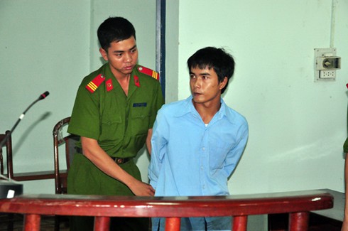 Đau đớn vụ bênh cha mẹ, cháu đâm chết cậu ruột