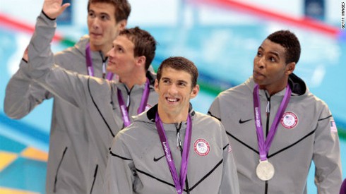 Michael Phelps lập kỷ lục vô tiền khoáng hậu ở Olympic
