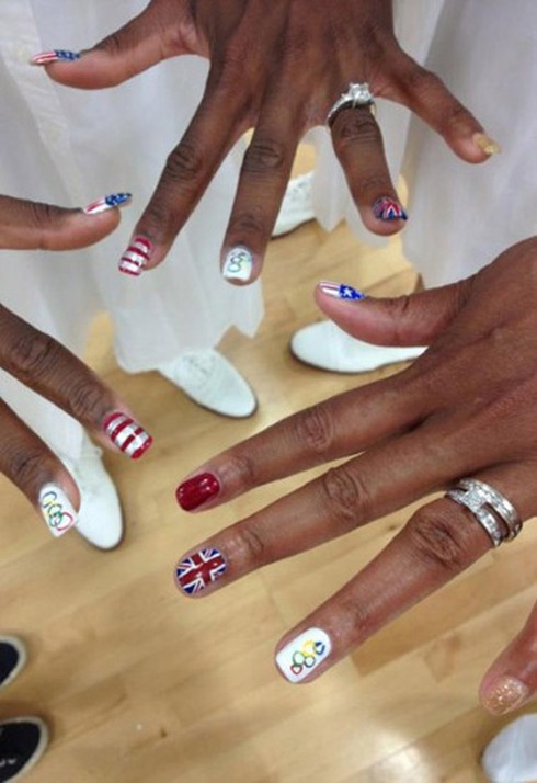 Nghệ thuật vẽ nail ấn tượng tại Olympic 2012