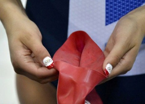 Nghệ thuật vẽ nail ấn tượng tại Olympic 2012