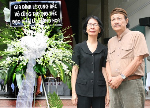 Đông đảo nghệ sĩ tiễn đưa đạo diễn Lê Hoàng Hoa