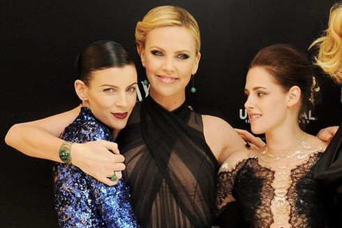 9 điều chưa biết về bà vợ bị 'cắm sừng' trong vụ Kristen Stewart