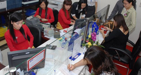 Lập danh sách `đen` khách hàng tiền gửi