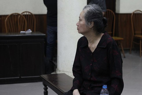 Sát hại ôsin, bà già 60 tuổi lĩnh án chung thân