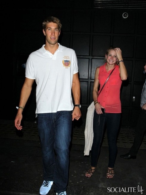 Những cặp đôi ở làng Olympic