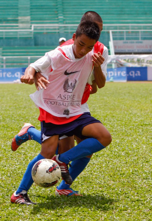 Thế Tài, Trọng Hòa giành vé dự VCK ‘Giấc mơ sân cỏ’