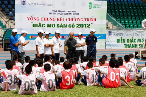 Thế Tài, Trọng Hòa giành vé dự VCK ‘Giấc mơ sân cỏ’