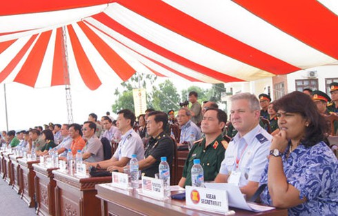 Quân đội diễn tập cứu hộ cứu nạn quy mô lớn