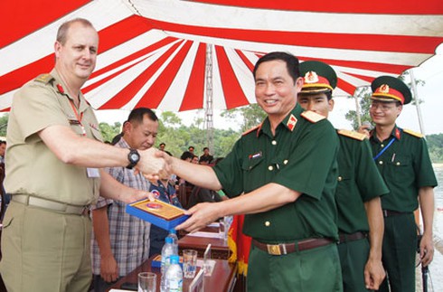 Quân đội diễn tập cứu hộ cứu nạn quy mô lớn