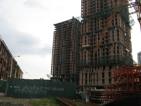 Sống cô lập trong khu đô thị mới Văn Khê