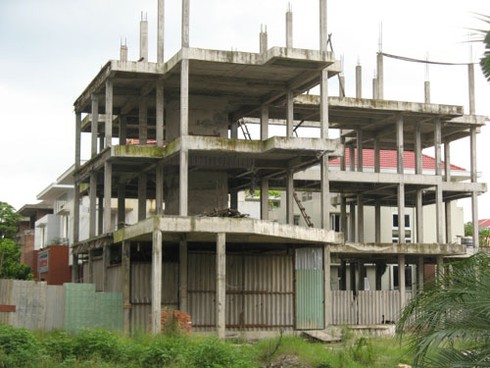 Sống cô lập trong khu đô thị mới Văn Khê